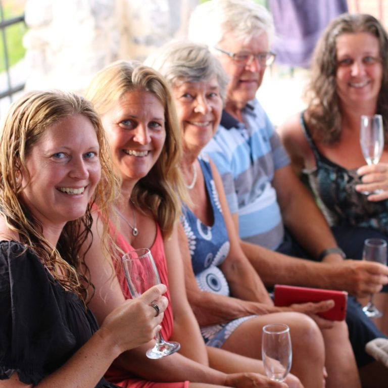 Lena, Monica, Margareta, Roger o Catrin